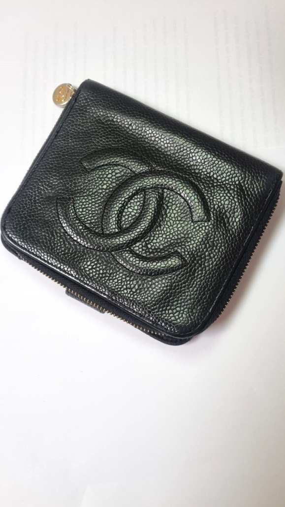Cartera de piel negra Chanel