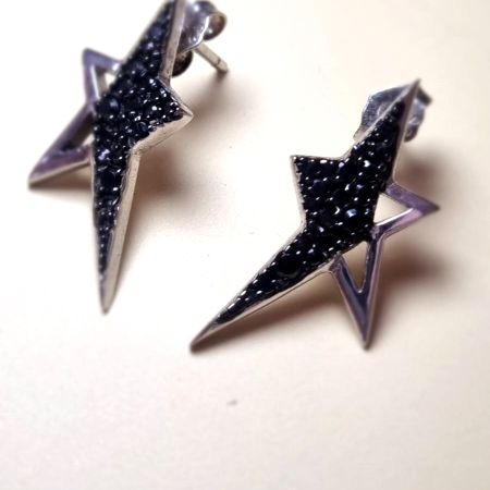 Pendientes Mugler
