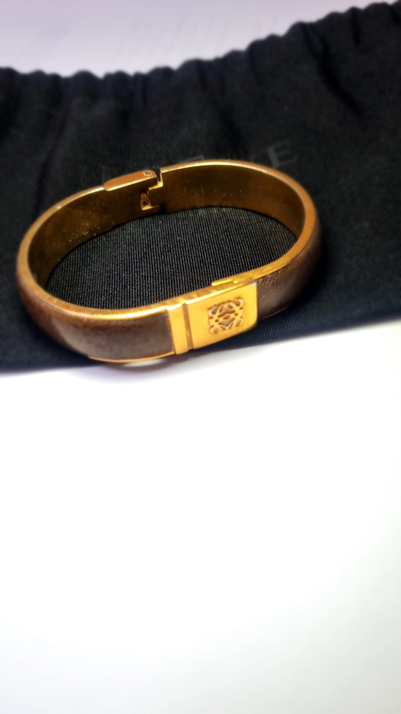 Pulsera rígida Loewe