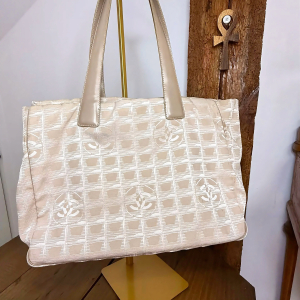 Bolso Chanel Tote Vintage CC Beige 2003-2004